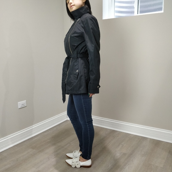 NWOT Chic diagonal zipper tie waist black jacket - Picture 5 of 16